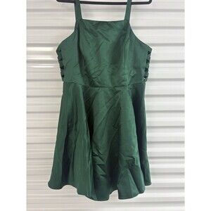 Jules & Cleo NWT Short Silky size 18 Deep Green Dress